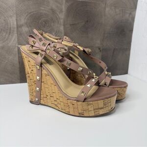 Valentino Garavani wedge heels. Cork heels with
platform. Size 9